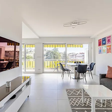 Elegance And Serenity With Terrace, View & A-c *